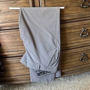 Mens Under Armour golf pants w38